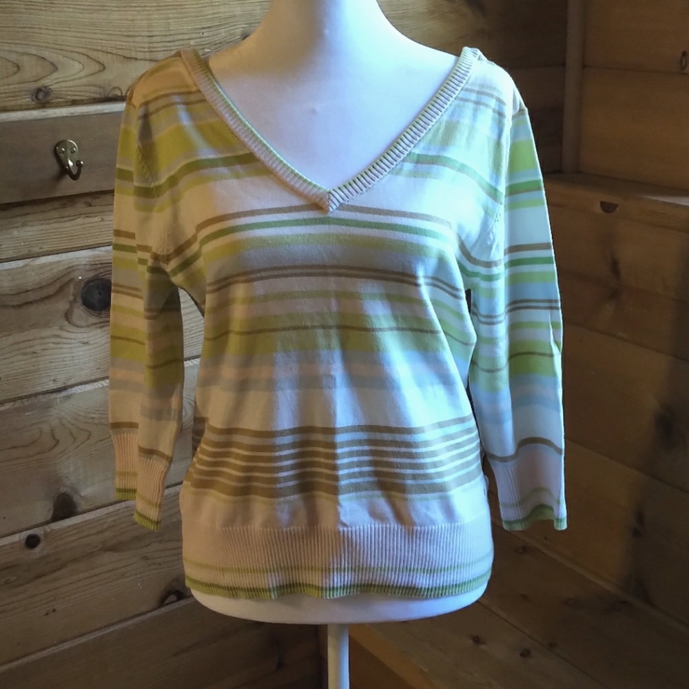 Women's Tommy Hilfiger V-neck short sleeve light sweater